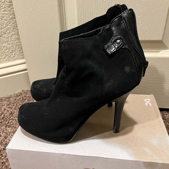 Booties - Picture 3 of 3